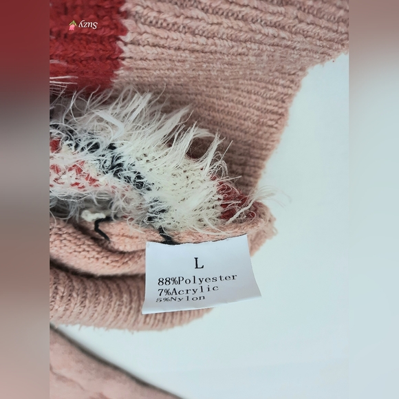 🎅 Christmas Sweater, Fuzzy Santas, Dusty Rose - Picture 4 of 7